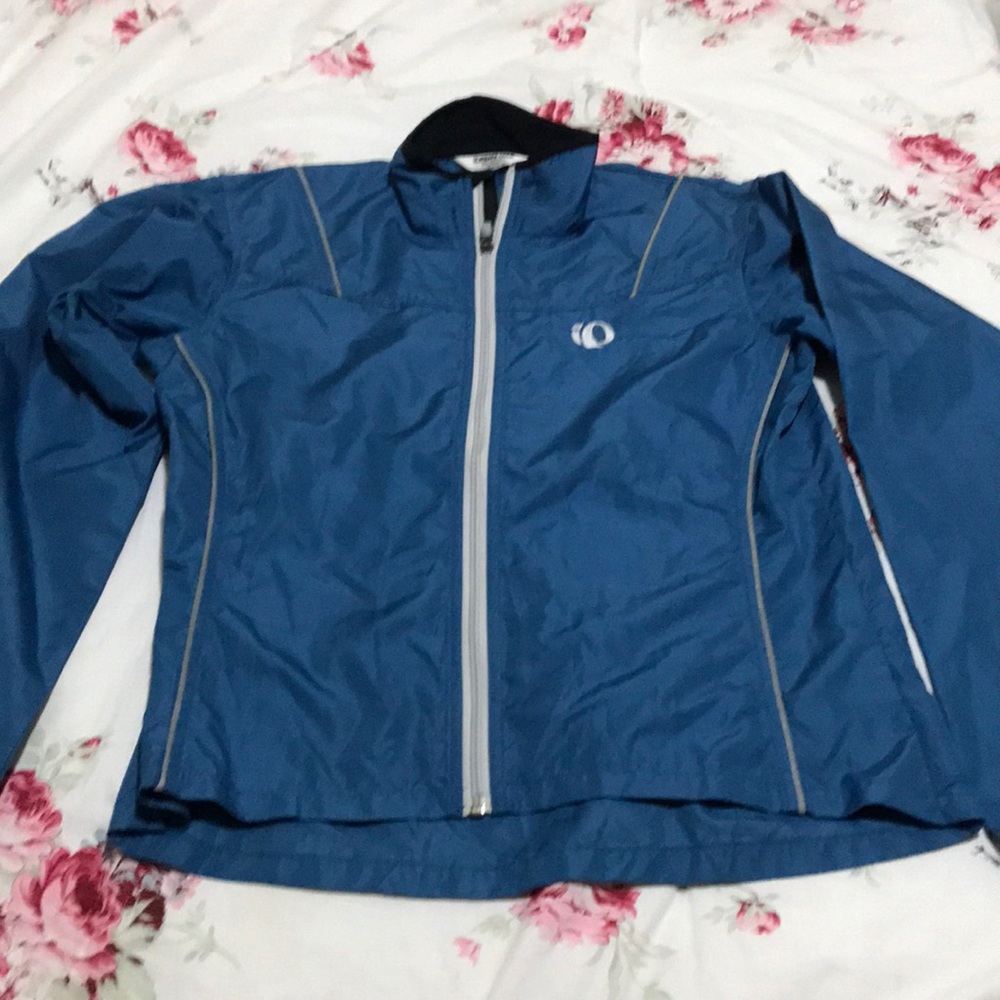 Pearl Izumi rain/wind repellent jacket size M